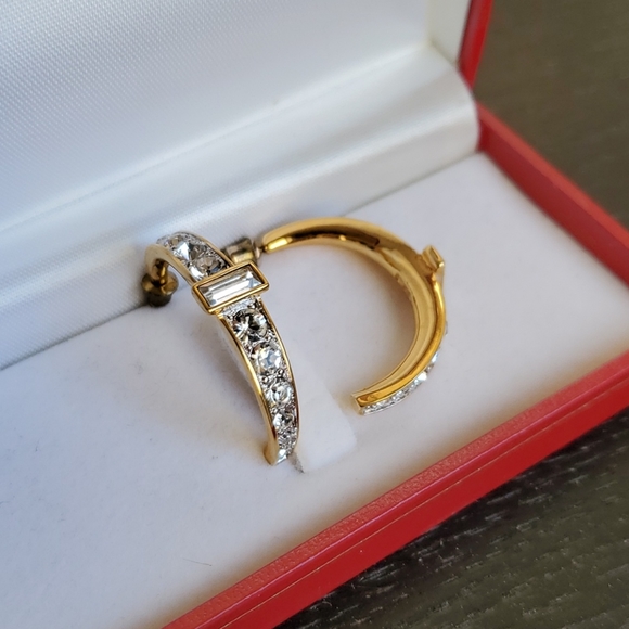 Butler/Saks Fifth Ave vintage earrings, signed - Picture 2 of 3